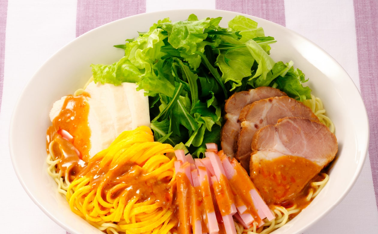 酸辣湯麺のカルボナーラ風