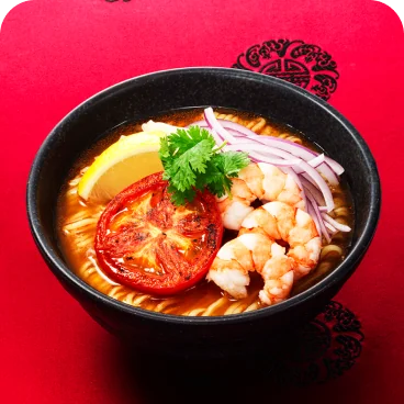 焼きトマトと海老のエスニック麻辣湯麺