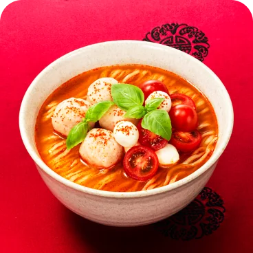海老のカプレーゼ風 麻辣湯麺